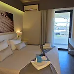 Cosmopolitan Отель 4*