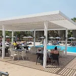 Cosmopolitan Отель