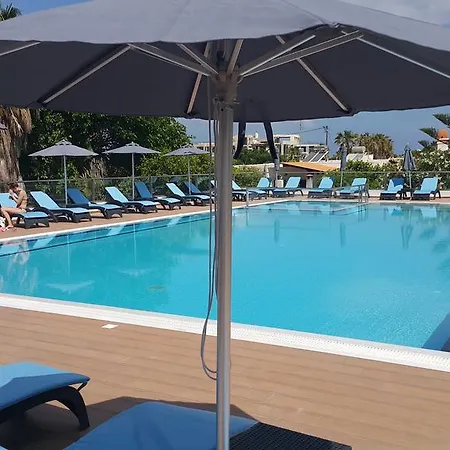 Cosmopolitan Отель 4*