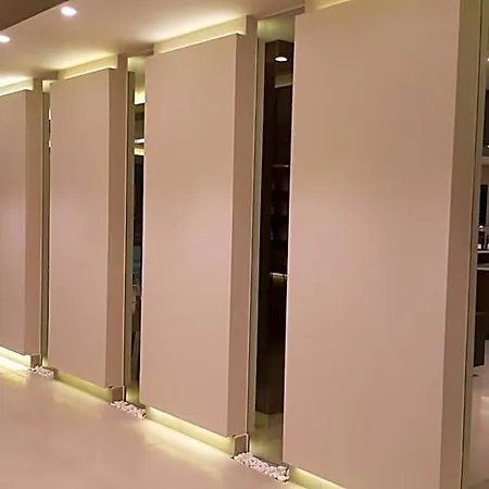 Cosmopolitan 4*