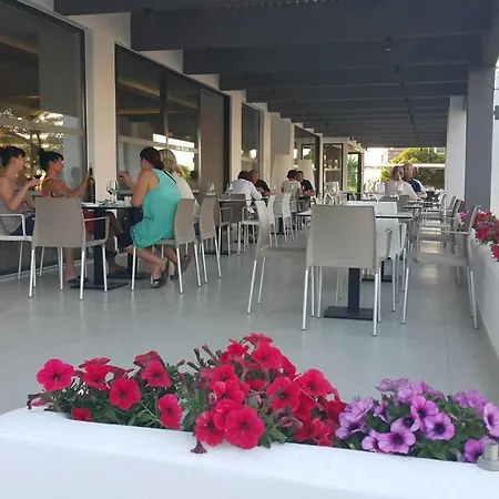 Cosmopolitan Kos