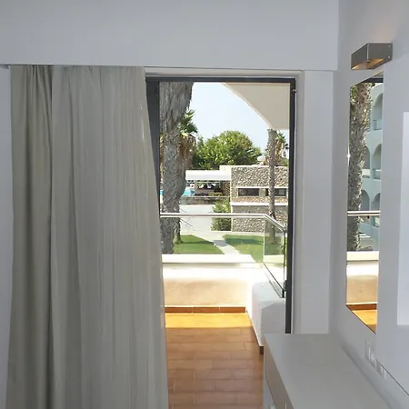 Отель Cosmopolitan Кос