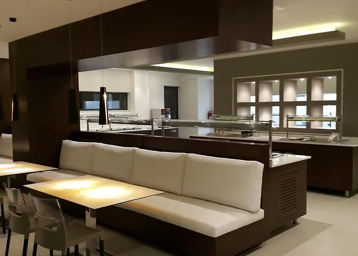 Hotel Cosmopolitan Kos Town