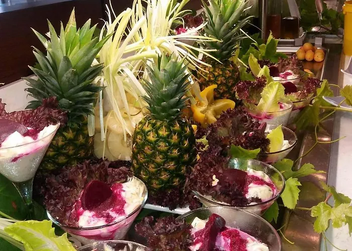 Cosmopolitan Hotel 4*