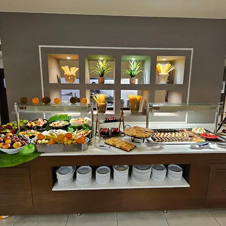 מלון Cosmopolitan 4*