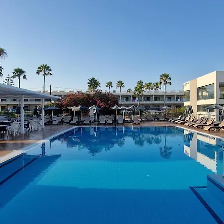 מלון Cosmopolitan 4*